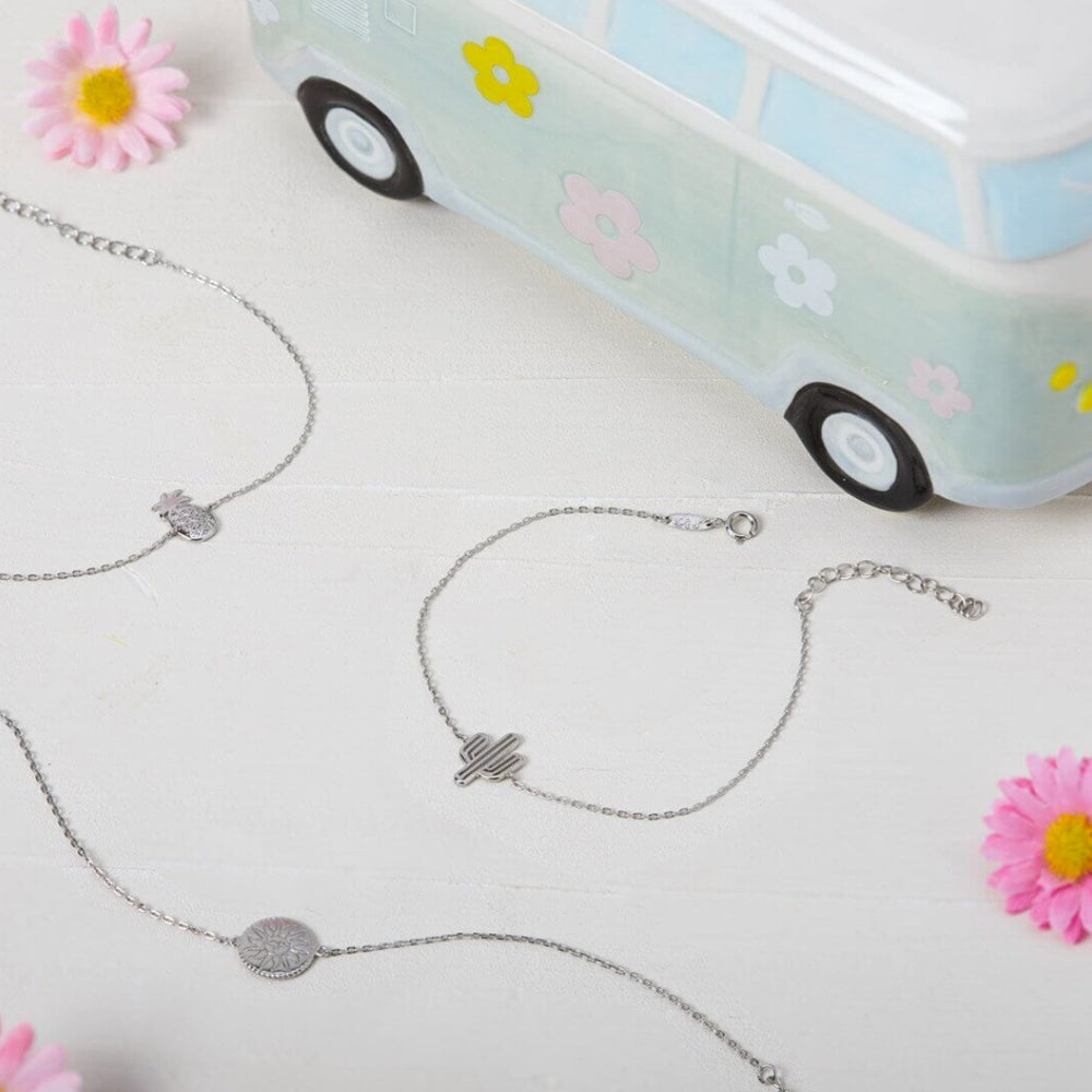 Chase Adventure – Die charmante Schmuckkerze mit 925er Silberarmband von Juwelkerze