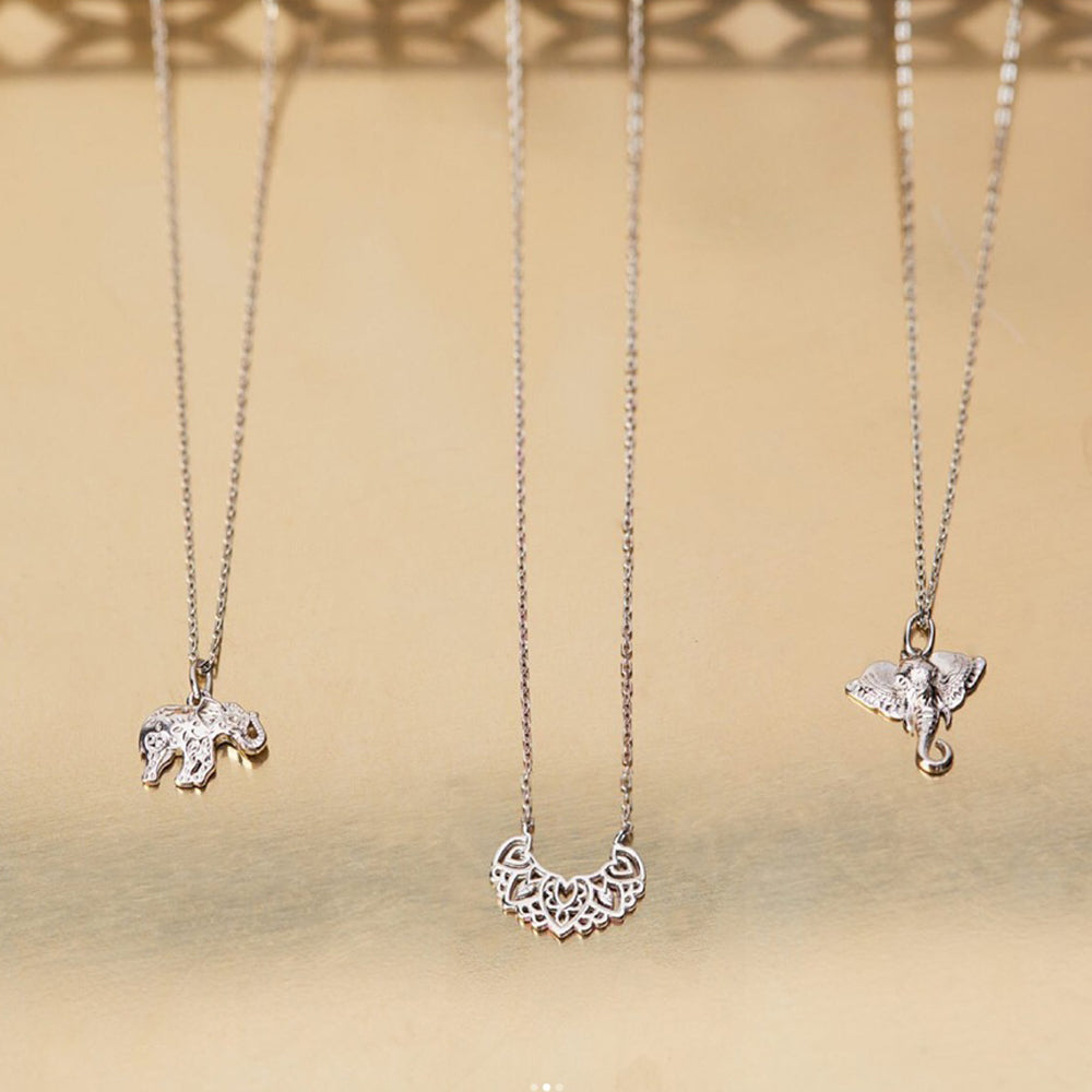 Leela the Elephant – Die charmante Schmuckkerze mit 925er Silberkette von Juwelkerze